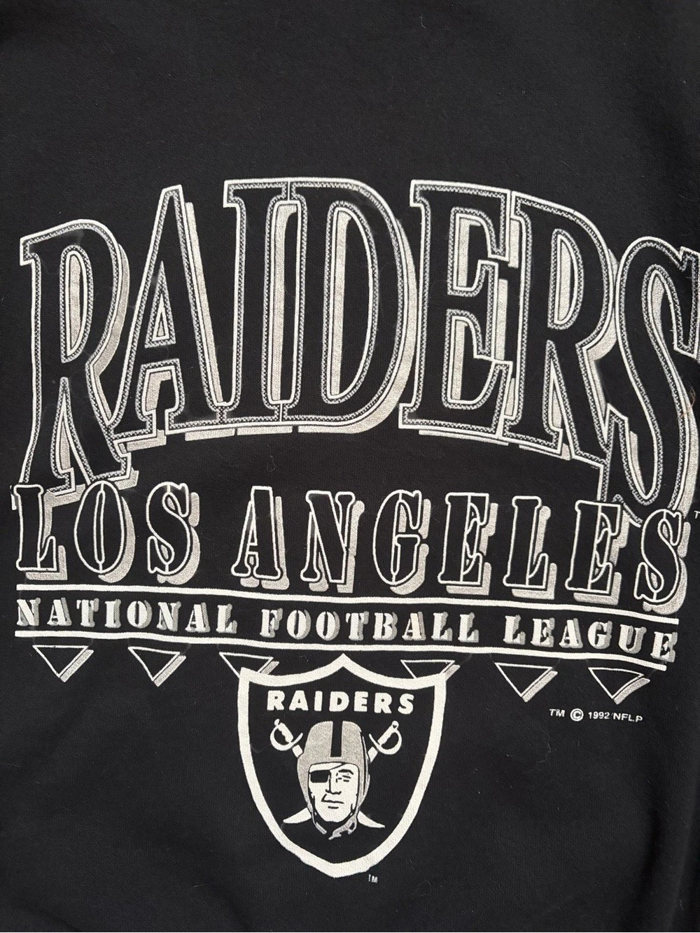 Tultex Vintage 1992 Los Angeles Raiders NFL Crewneck Sweatshirt Black & White - Picture 2 of 4